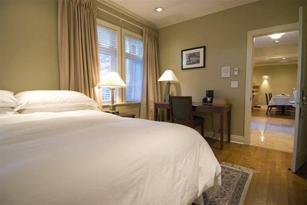 Granville House Bed And Breakfast (Adults Only) Ванкувър Екстериор снимка