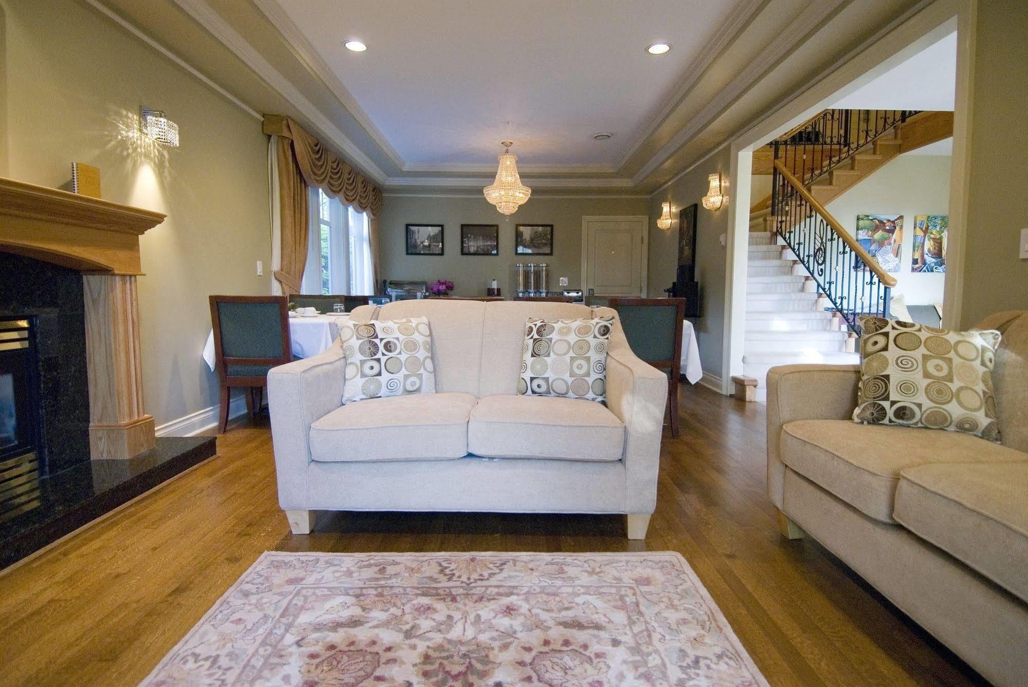 Granville House Bed And Breakfast (Adults Only) Ванкувър Екстериор снимка