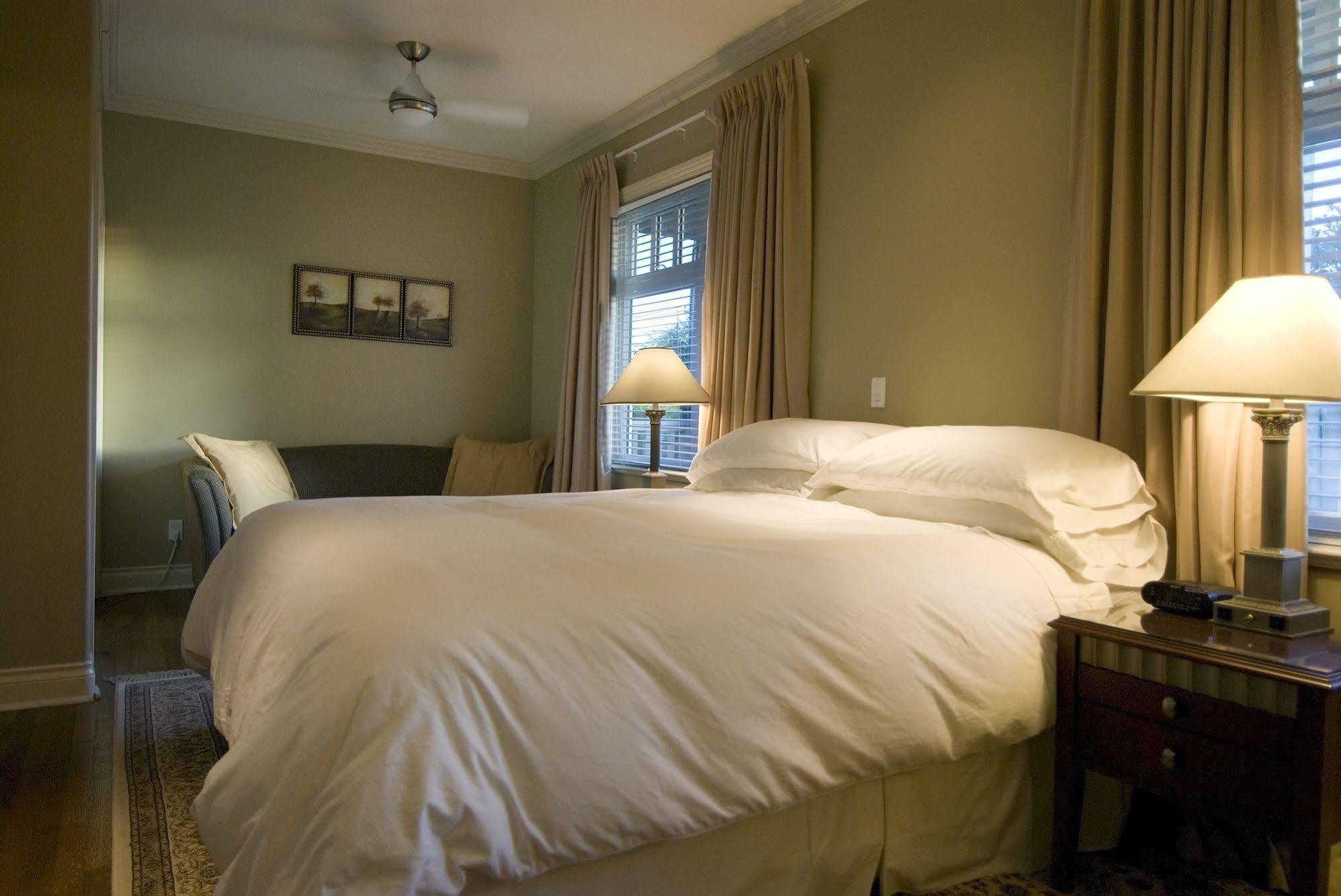 Granville House Bed And Breakfast (Adults Only) Ванкувър Екстериор снимка